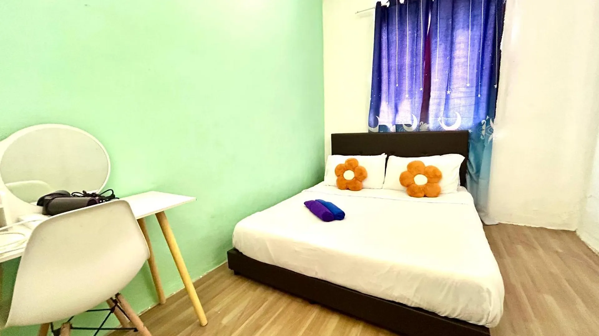 Ferienhaus Cozy 18 Entire 3 Bedroom @Alma Bukit Mertajam Ma­lay­sia